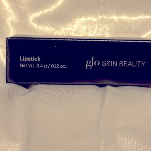 GLO SKIN BEAUTY LIPSTICK ROSE PETAL. NWT - Picture 5 of 6